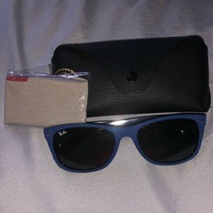 Ray-Ban New wayfarer black/blue alcantara unisex